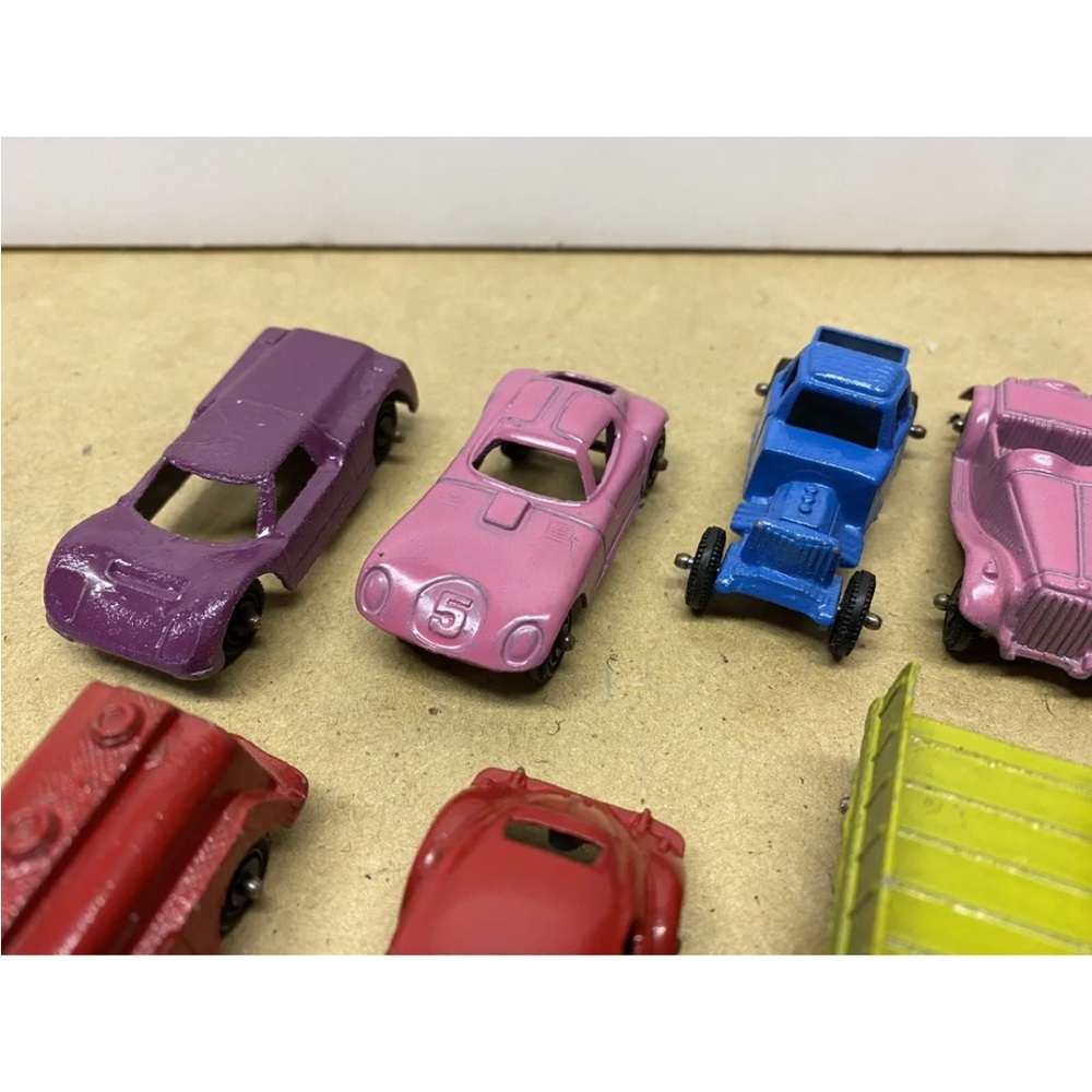 Lot Of 7 Vintage Tootsie Toys Cars And Trucks - Picture 3 of 10